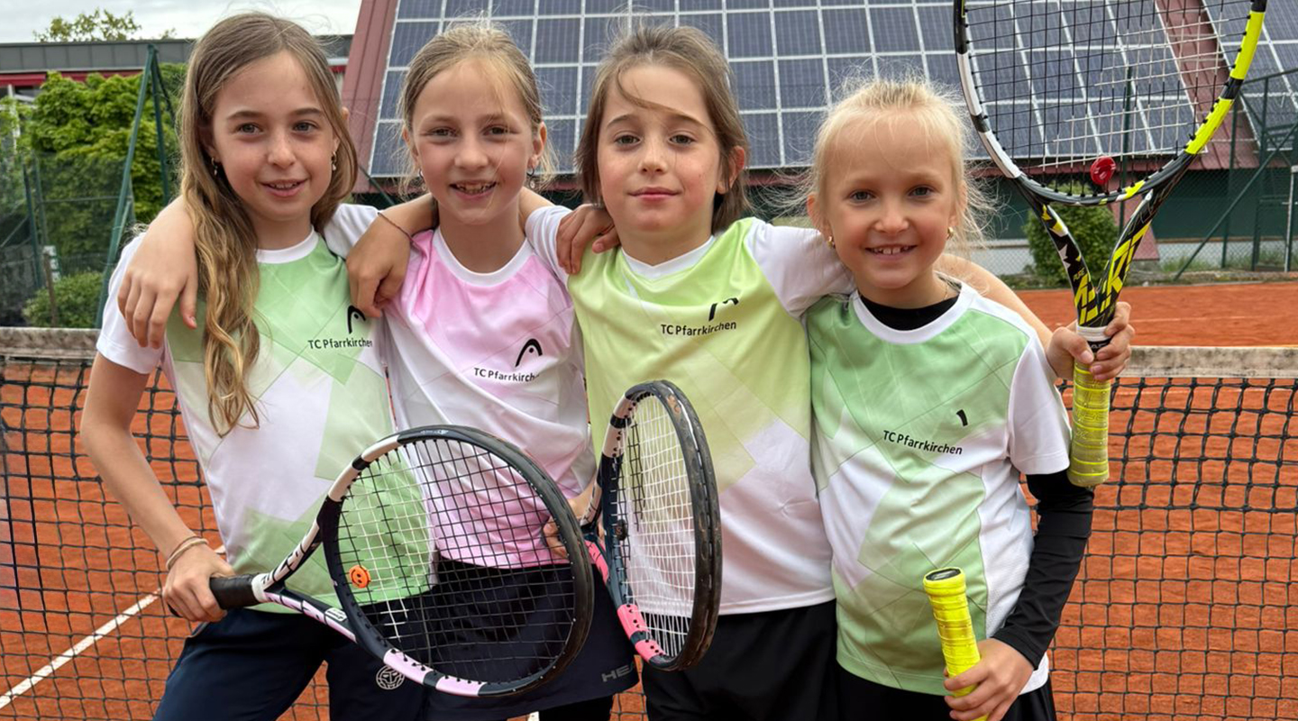 Mannschaftsfoto-Dunlop-Midcourt-U10-Suedliga-1-Gr-836 Mannschaften Bambini des TC Pfarrkirchen in der Sommer-Saison 2024.