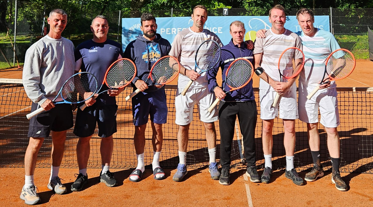 herren-40-bayernliga-gr-036-su Mannschaften Herren des TC Pfarrkirchen in der Sommer-Saison 2024.